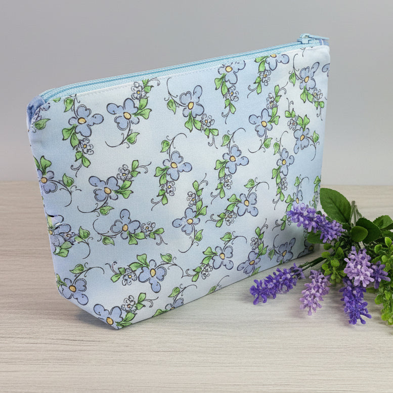 Handcrafted Zipper Organizer Bag - Flat Bottom